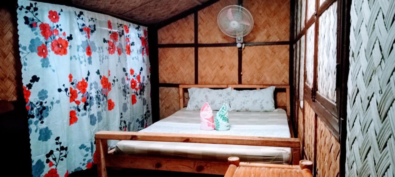 Coron Backpacker Guesthouse Екстер'єр фото